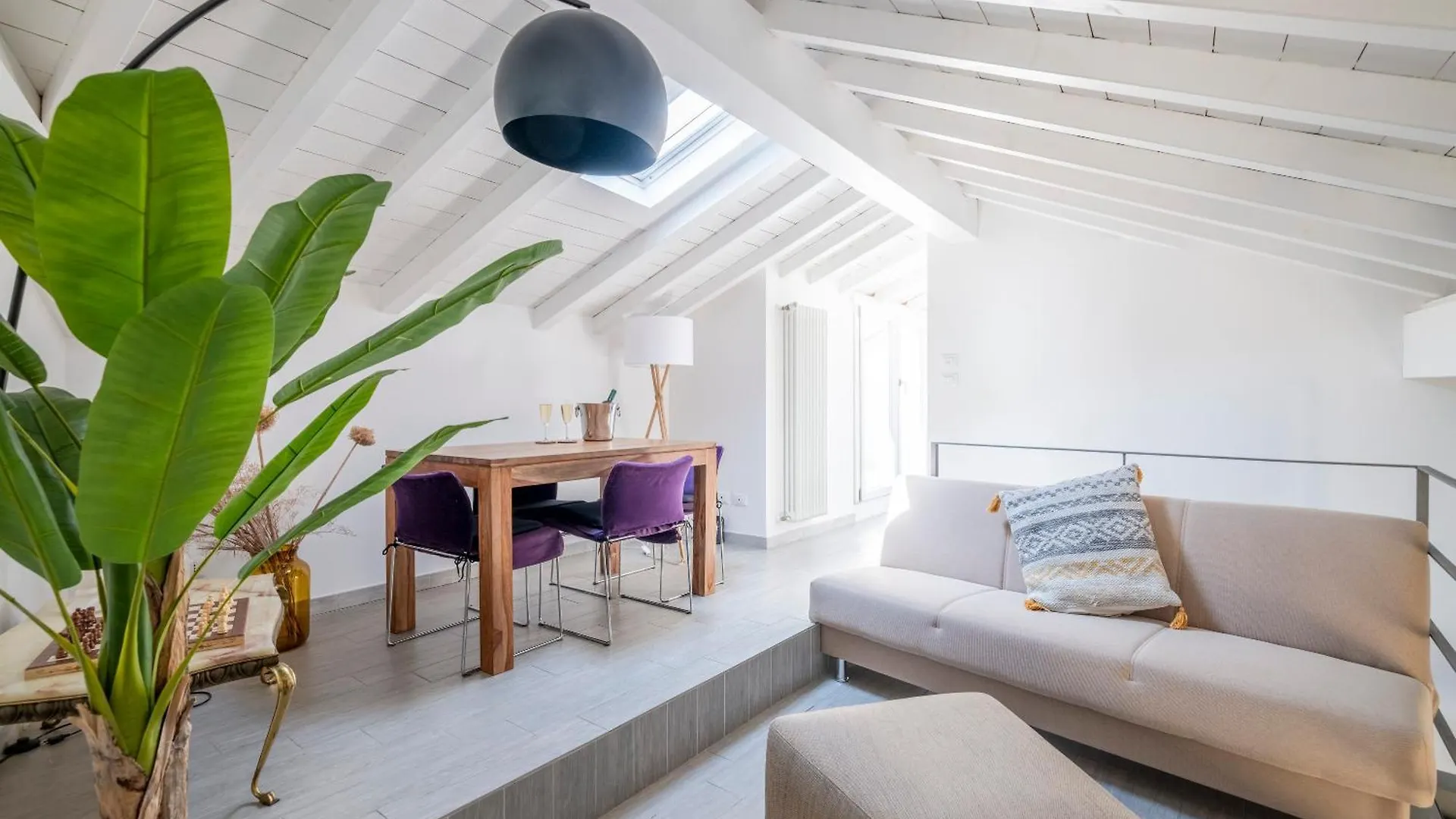 Appartamento Di Lusso Con Terrazza - Bologna Centro 0*,  Italië